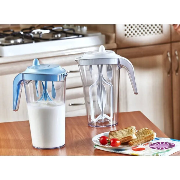 Wide-mouth mixer pitcher for easy cleaning and spill-free pouring – ideal for kitchen use.